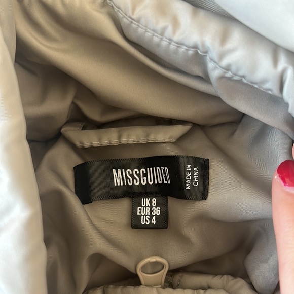 Sage green Misguided Puffer jacket - Picture 2 of 2